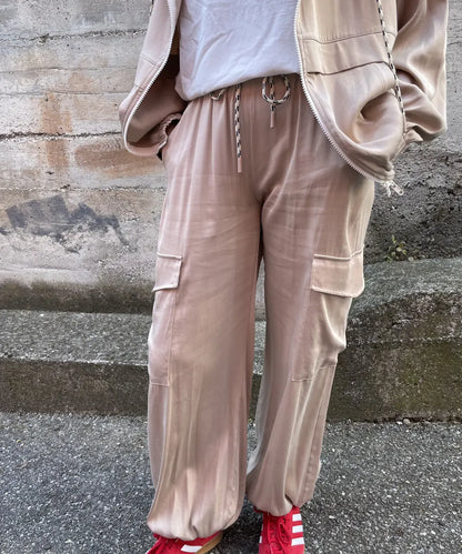 Pantalone Raso Tasche